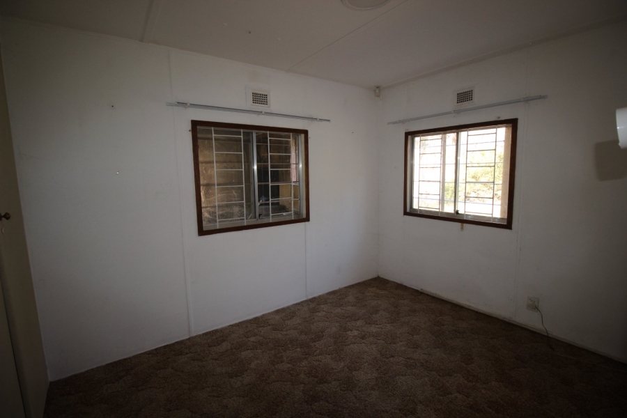 2 Bedroom Property for Sale in Lake Deneysville Free State
